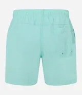 Bermuda de microfibra color salmón, con cintura elástica ajustable con cordón y aberturas laterales en el ruedo.