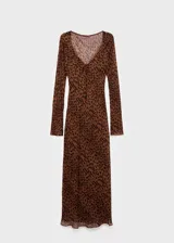 Vestido largo de viscosa con estampado animal print de leopardo, cuello en V con lazo ajustable, mangas largas y forro interior.