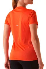 Camiseta deportiva Fila Core Run de color naranja, manga corta y cuello redondo, con el logo de la marca estampado en el pecho.