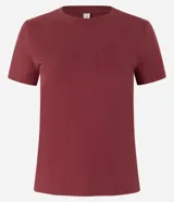 Remera básica de cuello redondo y manga corta, confeccionada en algodón suave y transpirable. Diseño liso y versátil de la marca Blue Steel.
