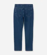Pantalón de jean slim color azul, con lavado medio y acabado uniforme. Cuenta con cintura con presillas, cierre frontal con botón y cremallera, y bolsillos funcionales en la parte delantera y trasera.