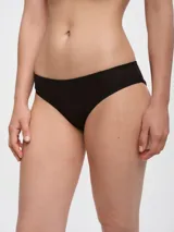 Bombacha clásica de algodón color negro con textura acanalada.