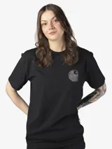 Remera de manga corta color negro, con cuello redondo y estampado gráfico circular en el pecho.