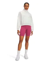 Short de entrenamiento Under Armour de tiro alto, confeccionado en tejido ultrasuave y elástico que absorbe el sudor. Cuenta con cintura ancha y plana, y bolsillo lateral integrado.