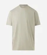 Remera deportiva de manga corta y cuello redondo en color verde claro, confeccionada en poliéster con tecnología Dry para mayor transpirabilidad. Presenta un corte cómodo y diseño liso.