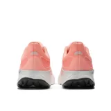 Championes de running New Balance Fresh Foam X 1080v12, color salmón con logo en blanco y suela blanca con detalles en negro.