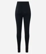 Pantalón legging deportivo de tiro alto, confeccionado en poliamida y elastano, con diseño ajustado y costuras reforzadas.