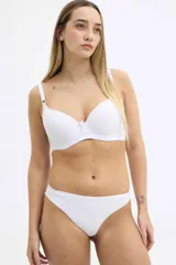 Soutien armado azul con aro, copas preformadas y breteles regulables.