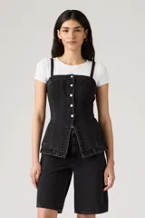 Chaleco negro de jean con corte tipo corset, breteles anchos, cierre frontal con botones y peplum.