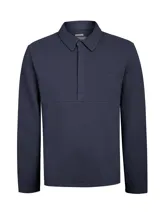 Buzo de algodón orgánico azul marino con cuello camisero, manga larga y medio cierre abotonado con solapa tapada.