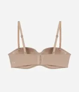 Soutien femenino modelo top, color piel, con copa hueca y tirantes removibles.