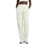 Pantalón de jogging color verde claro, con cintura elástica y bolsillos laterales.