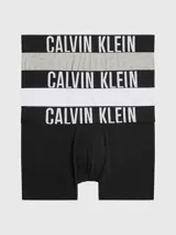 Pack de tres boxers ajustados de algodón con cintura elástica distintiva de Calvin Klein. Diseño minimalista con ajuste de talle medio.