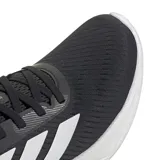 Championes de running Adidas Supernova Ease, color negro con detalles en blanco, ideales para entrenamiento y carreras de 10K.