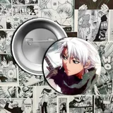 Pin metálico con ilustración de Ichigo Kurosaki en su forma Hollow.
