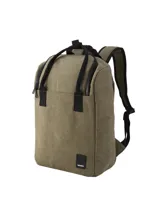 Mochila de tela color verde oliva con detalles en negro, diseño funcional con compartimentos internos para termo y mate, espacio para laptop y correas ajustables.