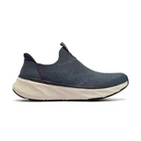 Championes Skechers Slip-ins Relaxed Fit: Edgeride - Commissioner, color azul marino, sin cordones, con capellada de tejido elástico Stretch Fit, tecnología Heel Pillow, plantilla acolchada Skechers Air-Cooled Memory Foam y suela de tracción flexible.