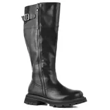 Bota de caña alta color camel, con cierre lateral y suela track. Presenta una hebilla decorativa en la parte superior de la caña.