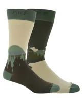 Medias de caña media confeccionadas en fibra de bambú, con diseño estampado de paisaje montañoso en tonos verde y beige.
