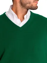 Sweater de punto RKF modelo Italy V, color verde oscuro, con escote en V y mangas largas.