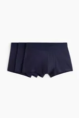 Pack de tres calzoncillos tipo trunk de color azul marino, con cintura elástica y costuras planas. Confeccionados con tecnología Lycra® Xtra Life™.