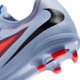 Championes de fútbol Nike Phantom 6 Low Academy, con diseño de corte bajo en color celeste y detalles en rojo y negro. Presentan una estructura texturizada para un mejor control del balón y suela con tapones para tracción en césped.