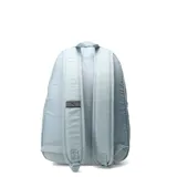 Mochila Puma modelo Phase Backpack III, color celeste con logo de la marca estampado en negro en el bolsillo frontal. Cuenta con compartimento principal con cierre, bolsillo frontal con cierre y bolsillo lateral de malla.