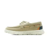 Zapato casual Hanker estilo náutico para hombre, confeccionado en lona color beige con cordones, suela blanca con efecto moteado y detalles en azul y marrón en el talón.