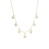 Collar dorado con cadena fina y dijes colgantes de estrellas con incrustaciones de topacio blanco.