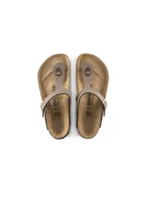 Sandalia Birkenstock modelo Gizeh, color marrón topo, con plantilla anatómica de corcho y látex, capellada de Birko-Flor® y suela de EVA.