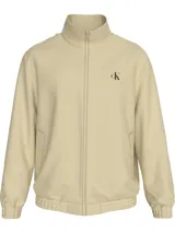 Campera de nailon estructurado color beige, con corte regular y cuello alto de canalé. Presenta cierre frontal de cremallera, bolsillos laterales, puños y bajo elásticos, y forro ligeramente acolchado. Incluye el logo de Calvin Klein bordado en el pecho.