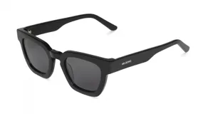 Lentes de sol Mr Boho modelo Logan, color negro con montura cuadrada de acetato y lentes grises.