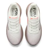 Championes New Balance para dama modelo 1080 V14, color blanco con detalles en rosa y suela marrón.