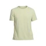 Remera Nike de hombre color verde claro, de manga corta y cuello redondo. Presenta el logo de la marca en el pecho.