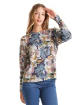 Buzo de hilado fino con cuello redondo y mangas largas. Presenta un estampado floral en tonos grises, azules y ocres, con detalle de botones decorativos en el lateral inferior.
