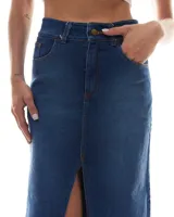 Falda larga de denim azul oscuro, de corte recto y tiro alto.