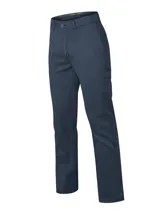 Pantalón chino para hombre de corte modern fit y tiro medio, color azul navy, con tecnología Natural Flex para mayor elasticidad y comodidad.