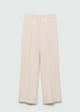 Pantalon de vestir tipo wideleg, de tiro medio y tejido fluido. Presenta detalle de pinzas frontales, trabillas para cinturón, dos bolsillos laterales y cierre oculto de botón, gancho y cremallera.