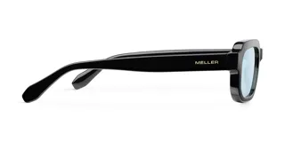 Lentes de sol unisex, con montura cuadrada negra y lentes celestes. Cuentan con protección UV400 y lentes polarizadas alemanas con recubrimiento anti-scratch y superhydrophobic.