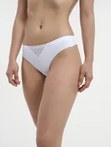 Colaless blanca con detalle de encaje en el frente.