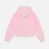 Campera tipo hoodie tejida en punto acanalado color rosa, con cierre frontal completo, bolsillos tipo canguro y detalles de terminaciones desflecadas en el ruedo y los puños. Presenta el logo de la marca bordado en el pecho.