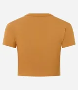 Blusa tipo baby tee de corte ajustado, con cuello redondo y mangas cortas. Confeccionada en tejido de algodón con elastano, ofrece un diseño básico y versátil con estética inspirada en los años 2000.