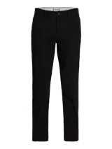 Pantalón chino negro de corte regular fit con dobladillo, tiro medio, cierre con cremallera y bolsillos estilo chino.