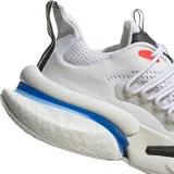 Championes Adidas Alphaboost V1 blancos con detalles en negro, rojo y azul.