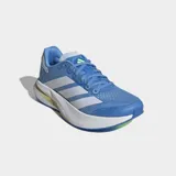 Championes de running Adidas Duramo Speed 2, color azul con las icónicas tres tiras laterales en blanco. Presentan una suela con tecnología Lightstrike para mayor amortiguación y detalles en amarillo pálido en la mediasuela.