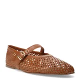 Balerina estilo Mary Jane de cuero color marrón, con diseño calado en toda la superficie, punta ovalada y correa ajustable con hebilla metálica dorada.