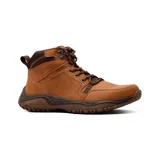 Bota de cuero de caña media con diseño de trekking, cordones frontales y suela de goma con relieve antideslizante.
