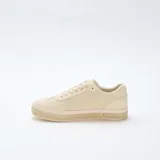 Zapatillas de lona color beige claro con detalles en eco-cuero al tono y suela revestida en esparto trenzado.