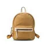 Mochila mediana color rosa, de nylon con detalles en símil cuero en el bolsillo frontal. Tiene asa de mano y correas regulables.