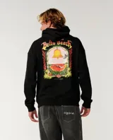 Canguro negro con capucha y bolsillo tipo canguro, confeccionado con felpa de algodón. Presenta un gran estampado gráfico en la espalda con la inscripción 'Bells Beach Australia' y un diseño alusivo al evento de surf, con llamas en los laterales.